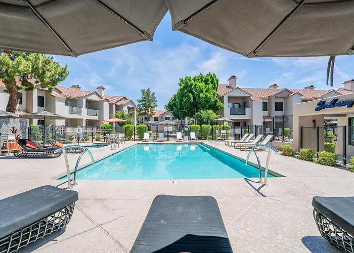 King Bed Near Kierland Spring Training Oasis * Scottsdale