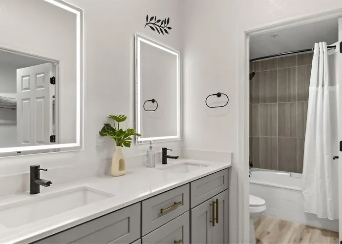 King Bed Near Kierland Spring Training Oasis * Scottsdale
